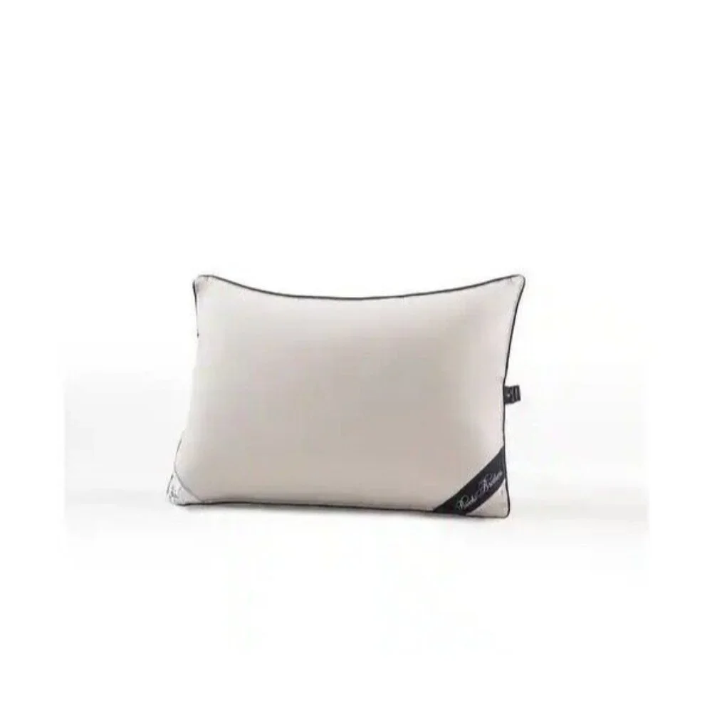 Brooks Brothers 10% Goose Down 90% feathers Queen Size Bed Pillow 20”x30”